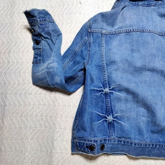 Free people Double Breasted Denim Distressed Jacket Size Small Blue Light Wash - Picture 5 of 14